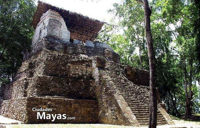 Topoxté en Petén