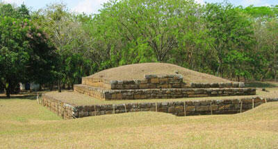 Ruinas Mayas de San Andrés