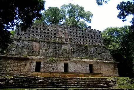 Yaxchilán-foto-21--7-1-2014